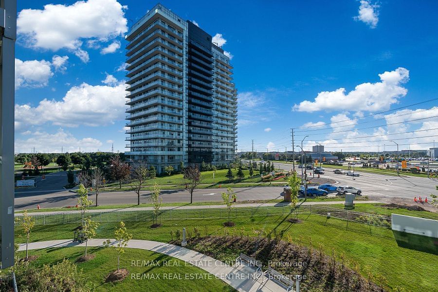 4655 Metcalfe Ave W, unit 310 for sale