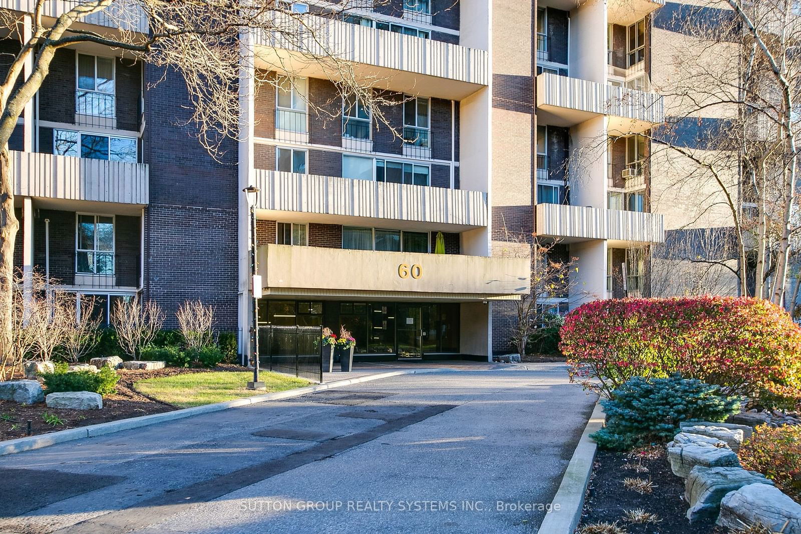 60 Southport St, unit 316 for sale