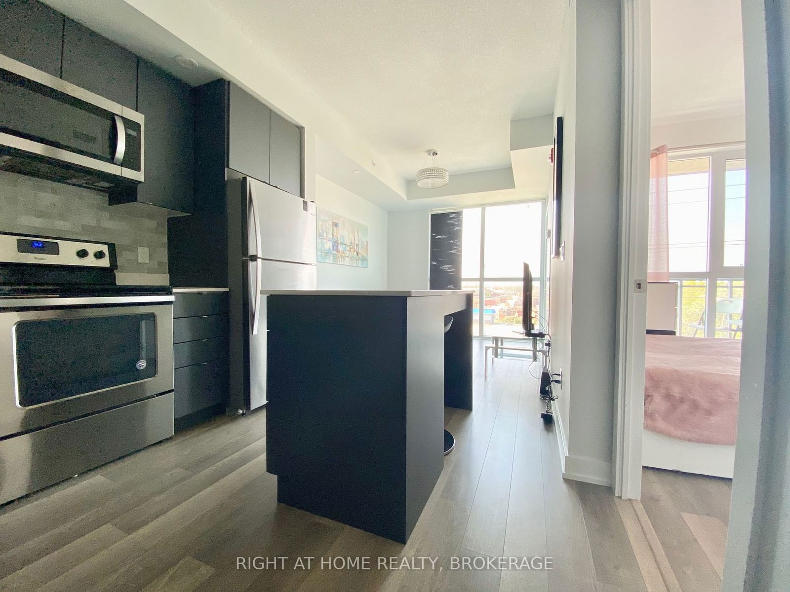 5240 Dundas St, unit B508 for sale