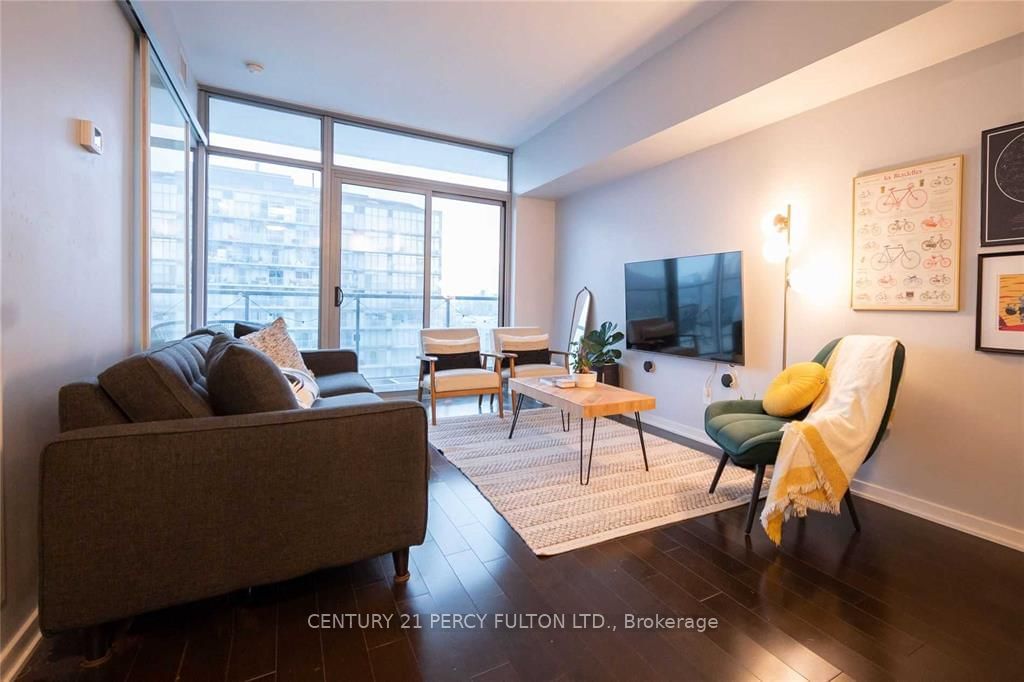 105 The Queensway Ave, unit 2501 for rent