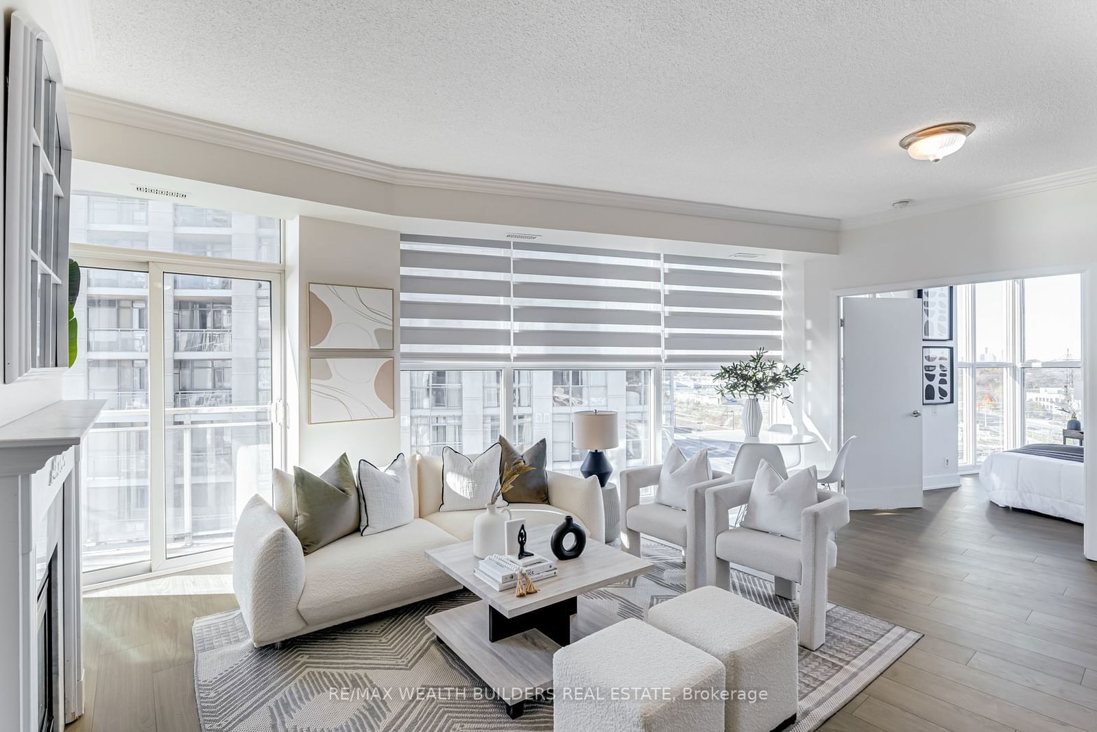 2067 Lake Shore Blvd W, unit 1105 for sale