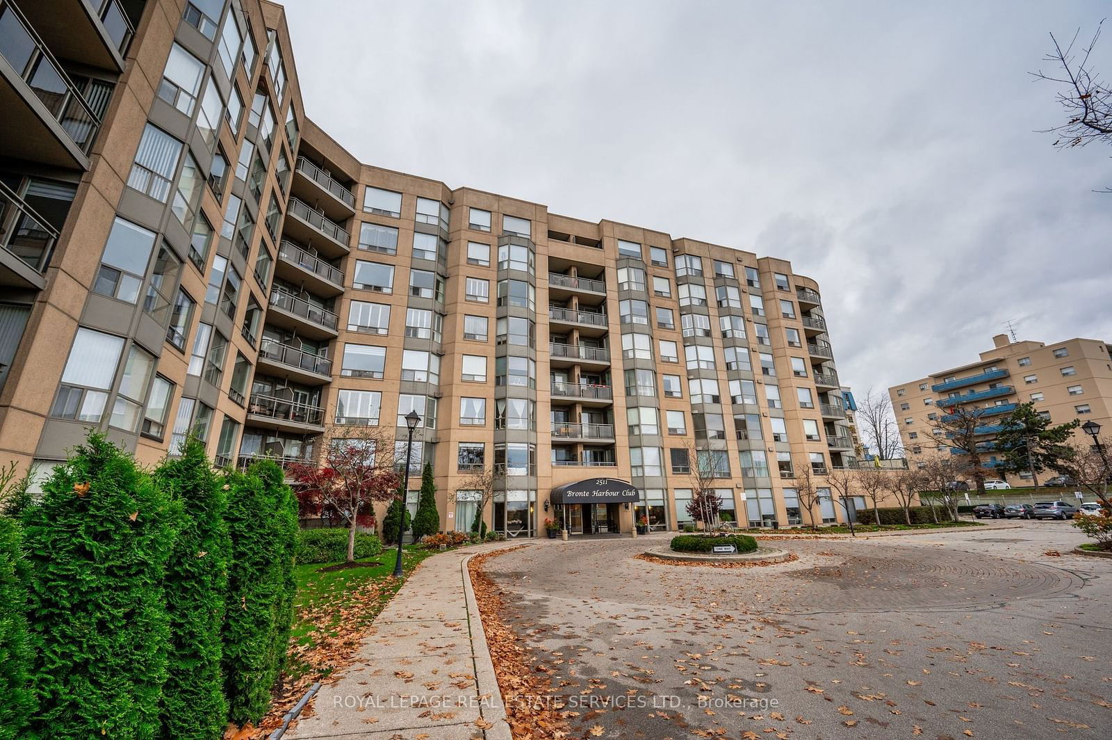 Bronte Harbour Club Condos, Oakville, Toronto