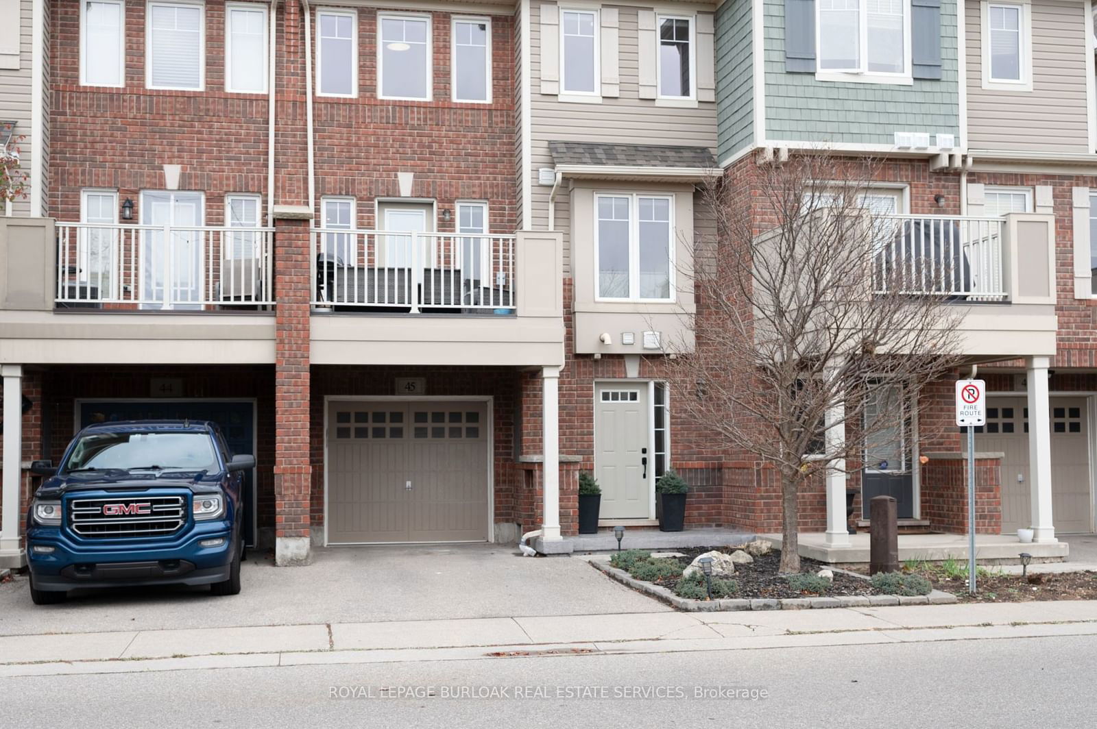 Cornersone Townhomes, Burlington, Toronto