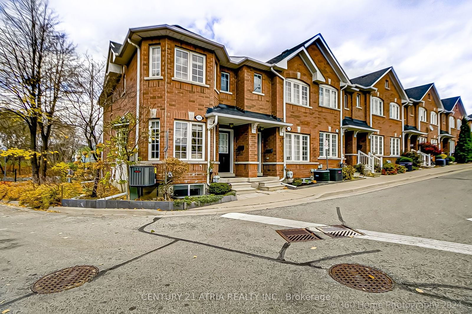 111 Brickworks Lane Townhouses, West End, Toronto