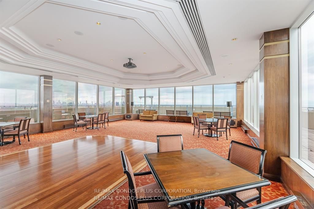 1 Palace Pier Crt, unit 2107 for sale