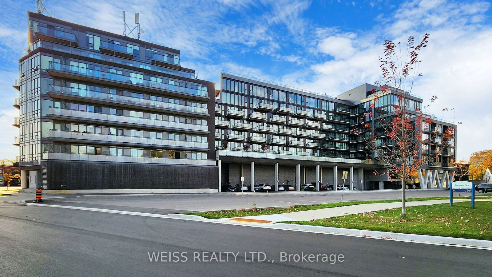 760 The Queensway S, unit 506 for sale