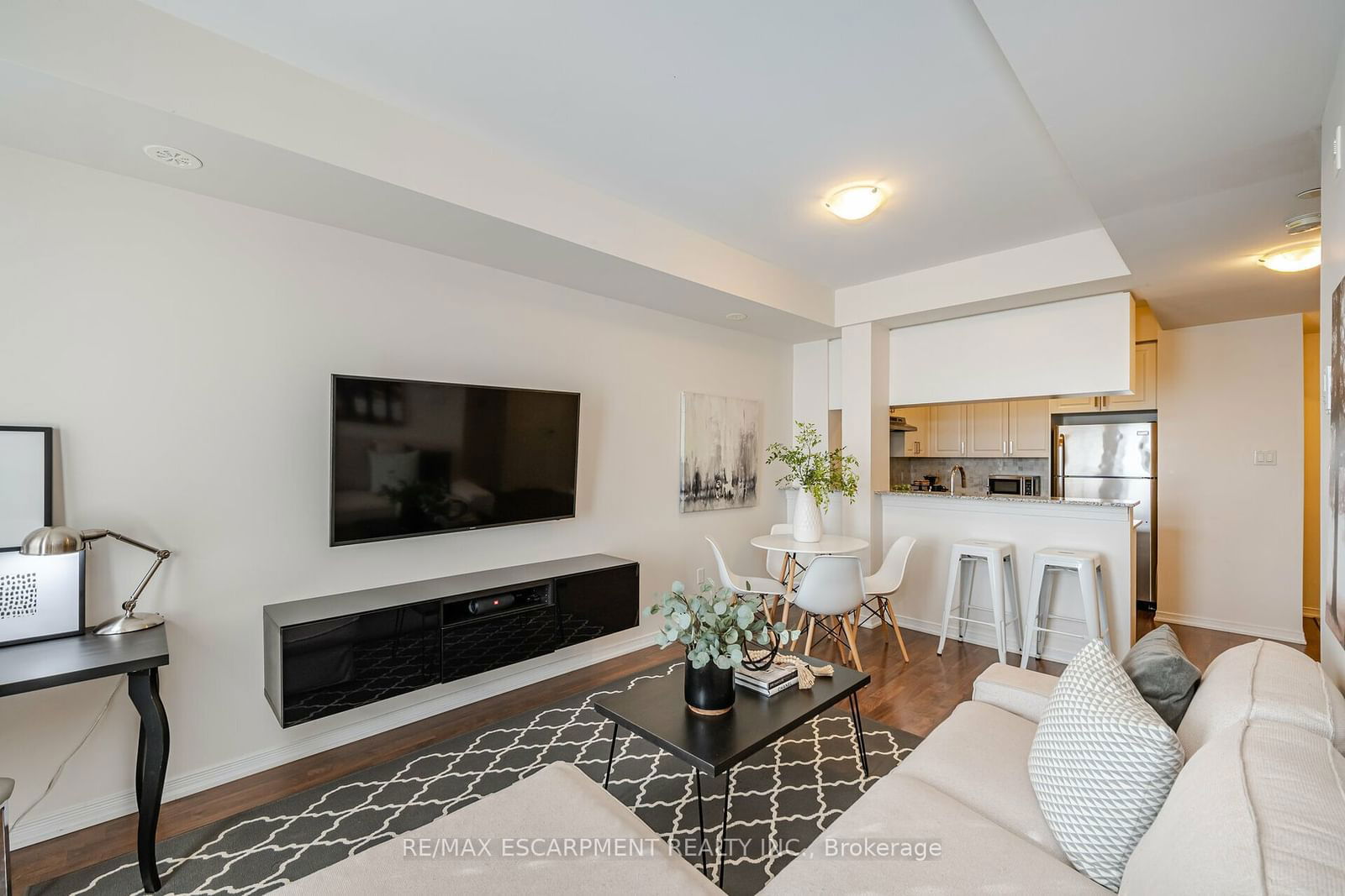 54 Sky Harbour Dr, unit 105 for sale