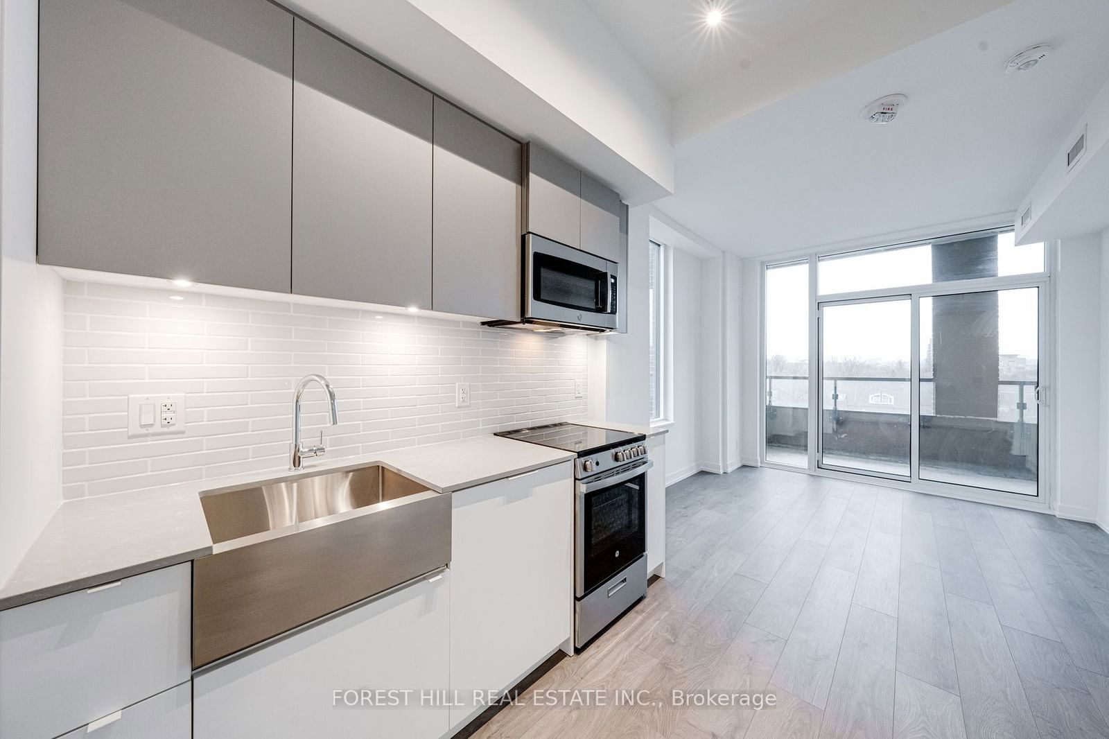 270 Dufferin St, unit 418 for rent