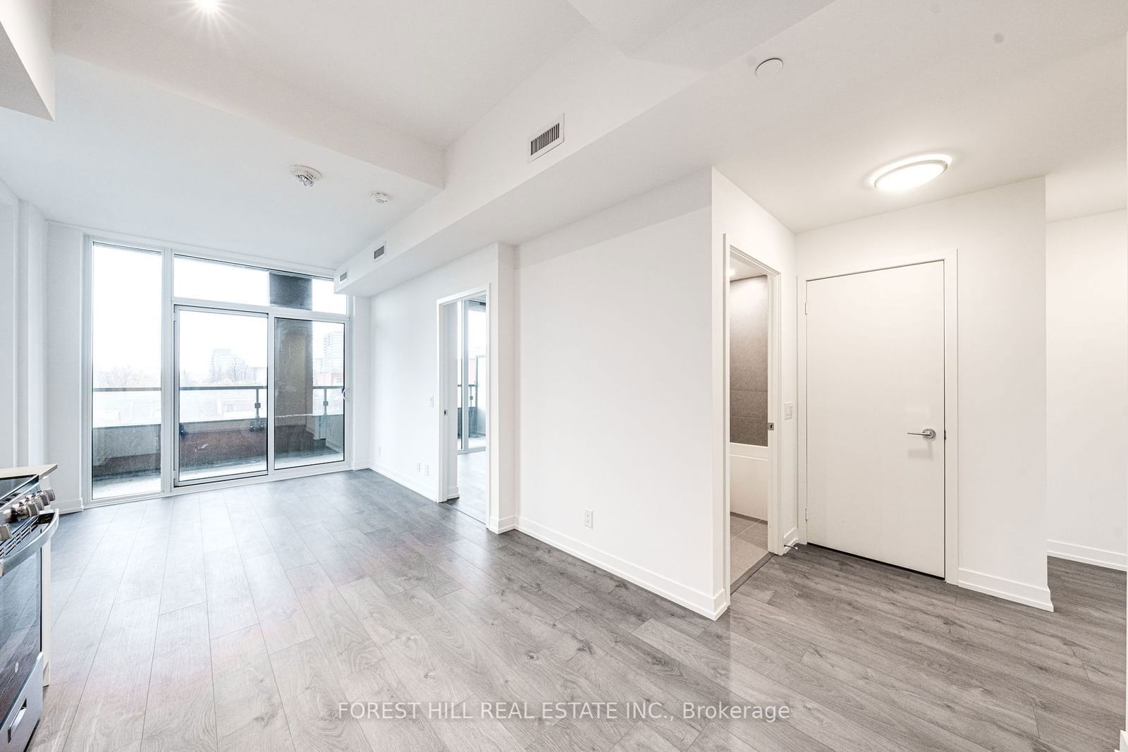 270 Dufferin St, unit 418 for rent