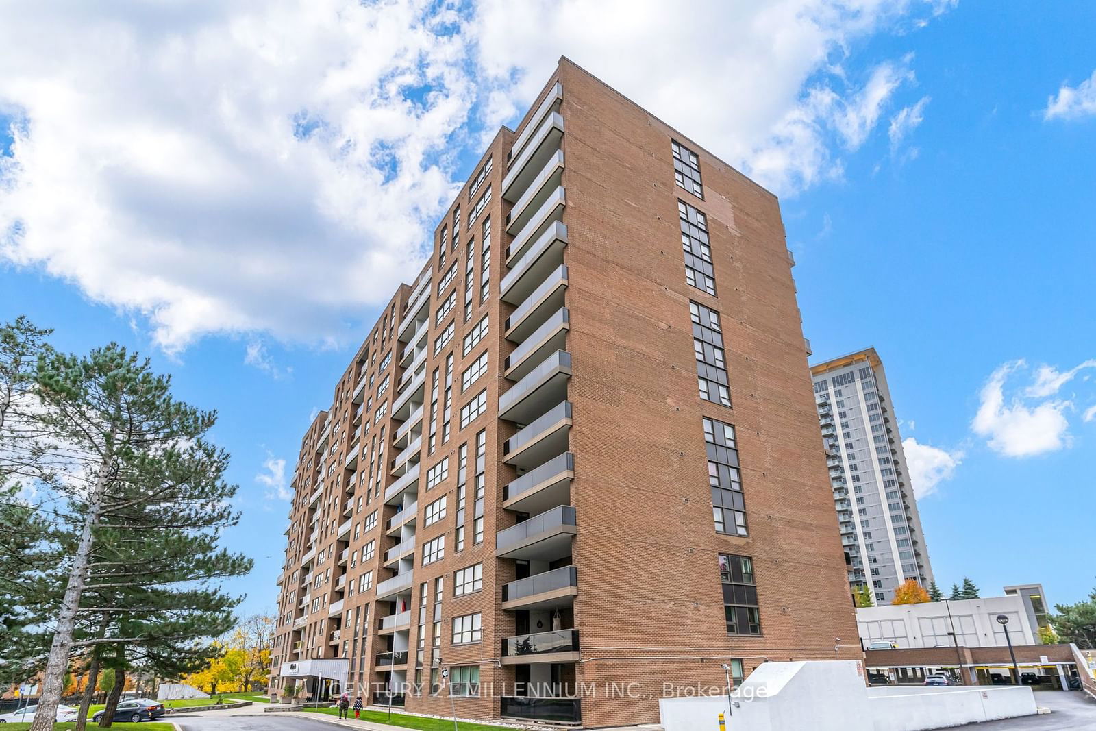 4 Lisa St, unit 1210 for sale