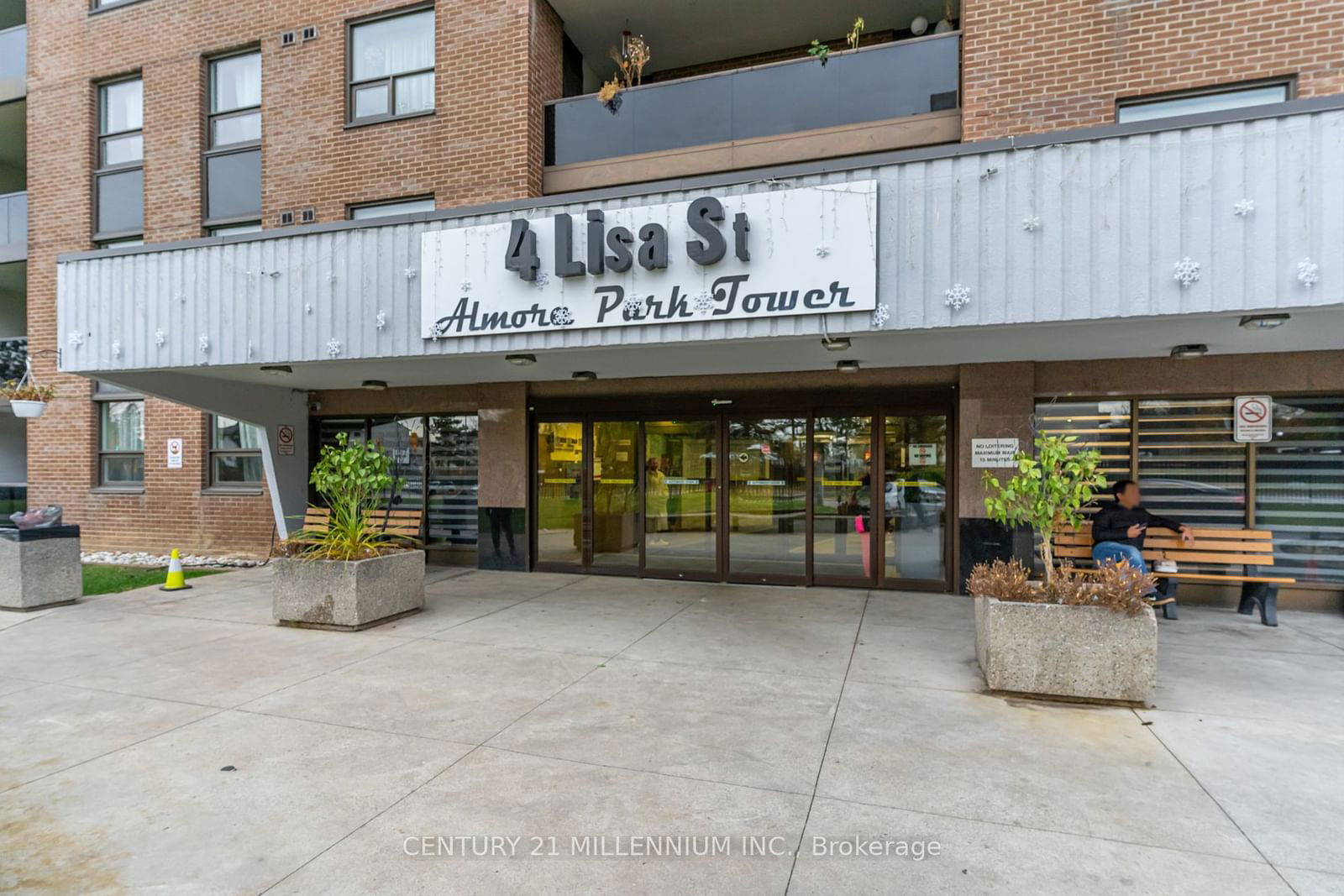 4 Lisa St, unit 1210 for sale