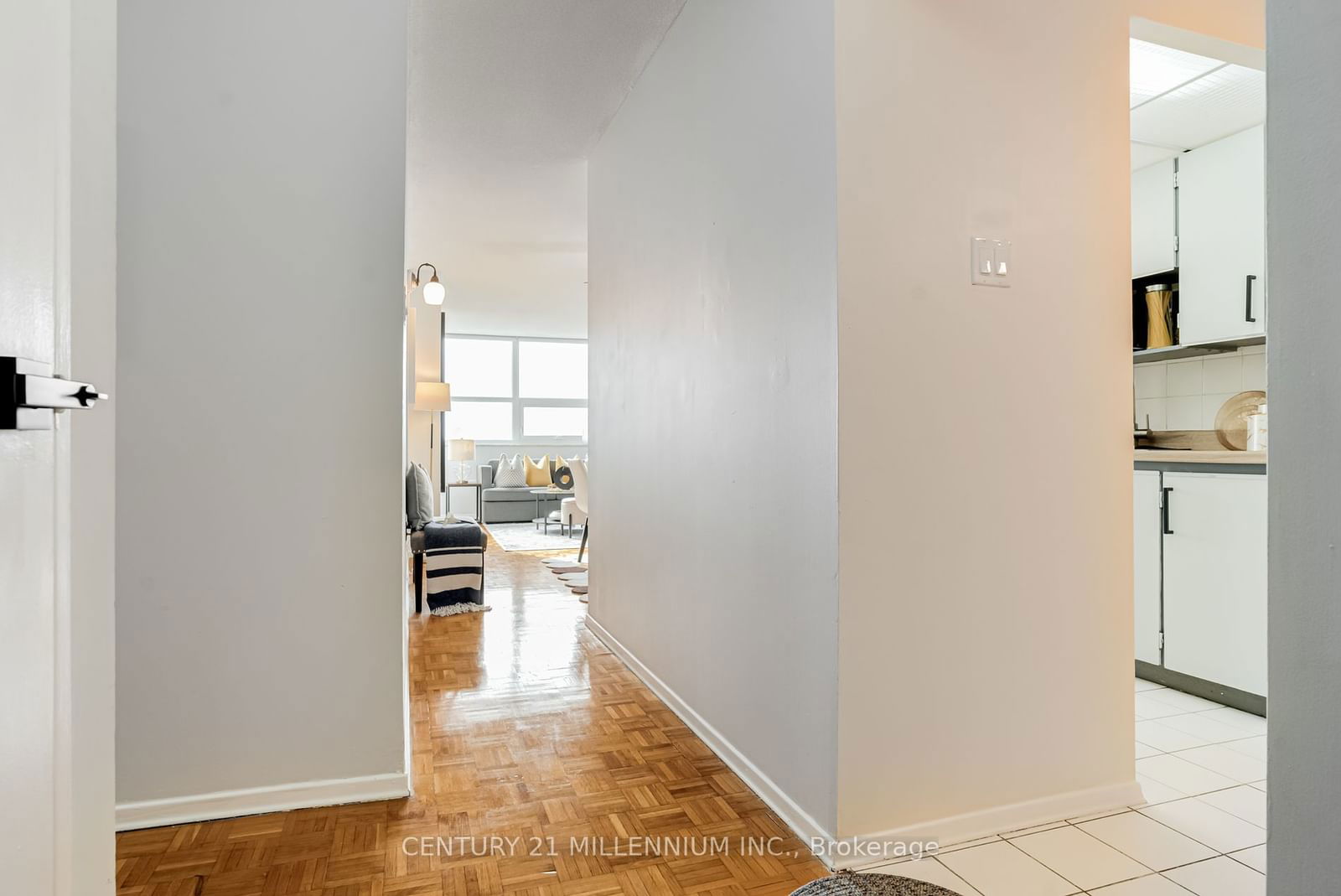 4 Lisa St, unit 1210 for sale