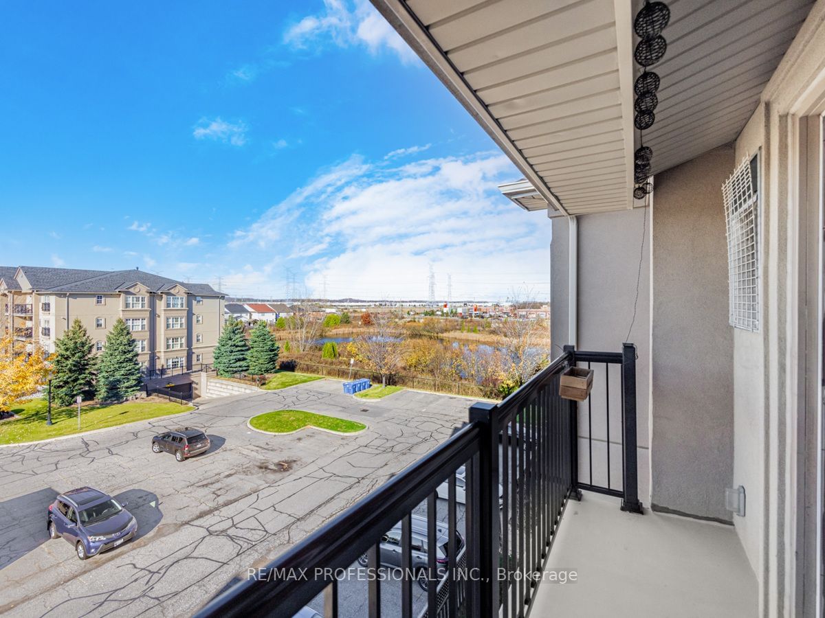 1483 Maple Ave, unit 405 for sale