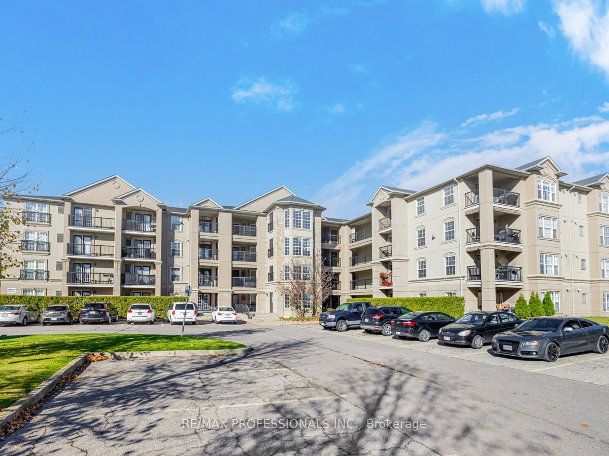 1483 Maple Ave, unit 405 for sale