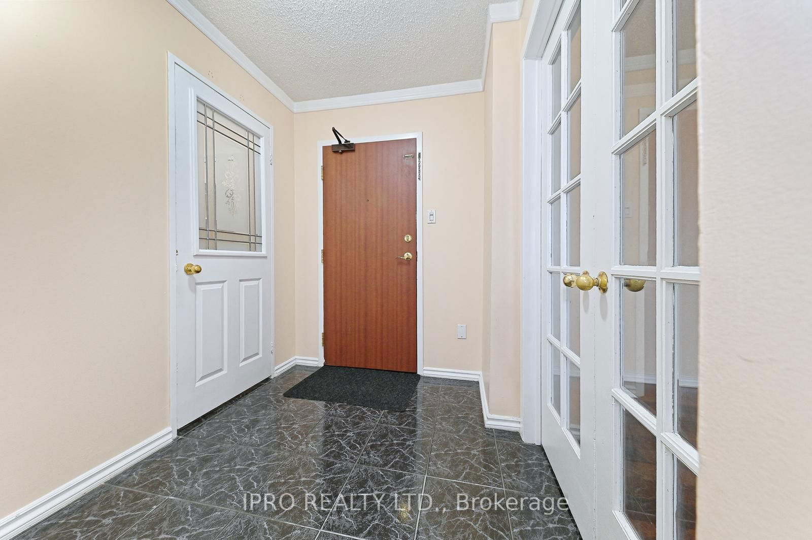 100 County Court Blvd, unit 706 for rent