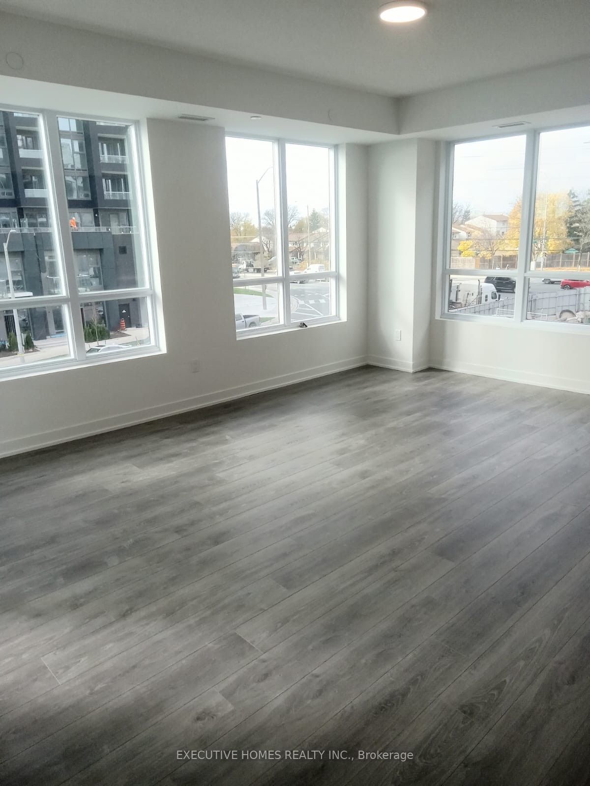 225 Malta Ave, unit 317 for rent