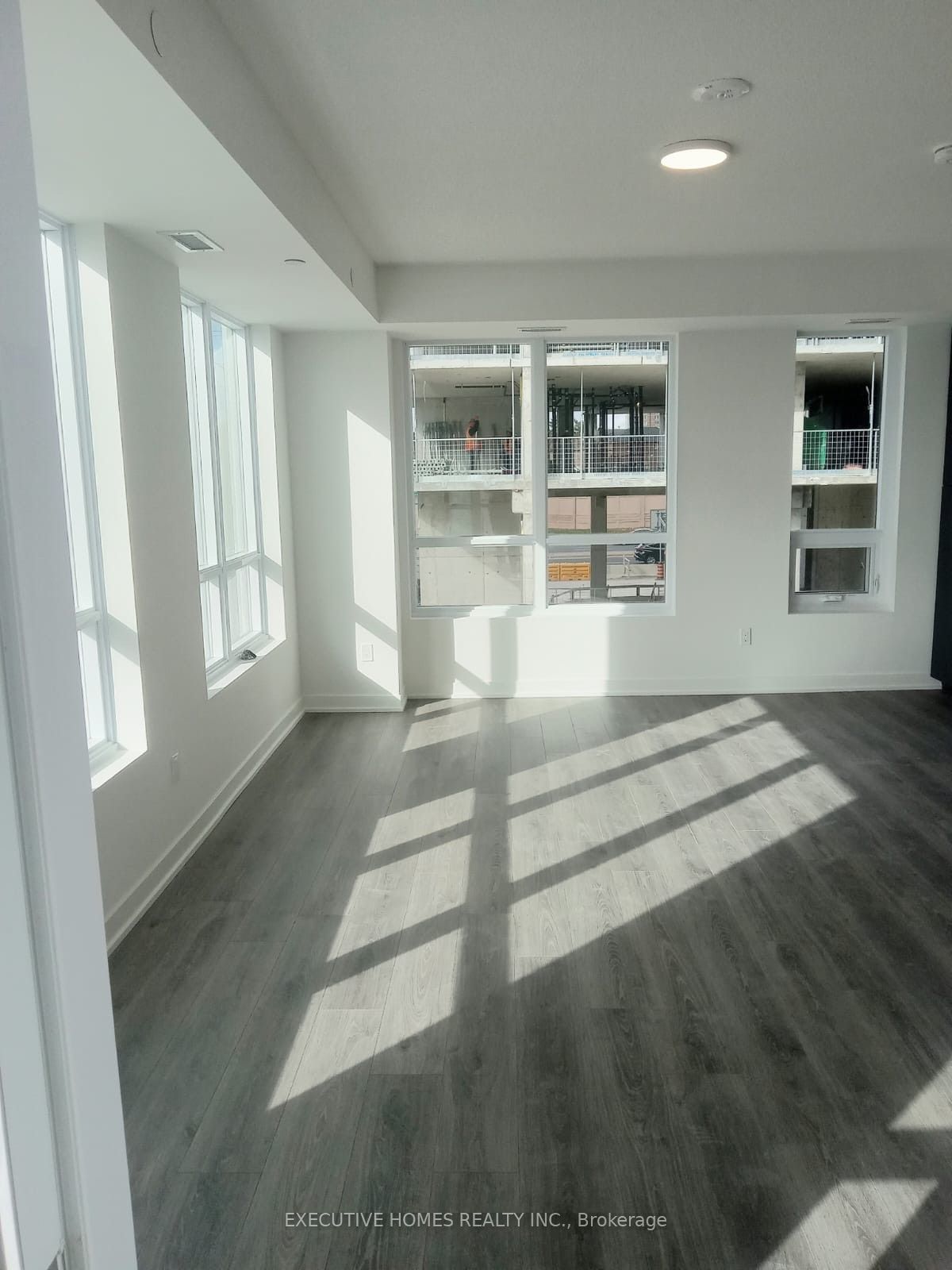 225 Malta Ave, unit 317 for rent