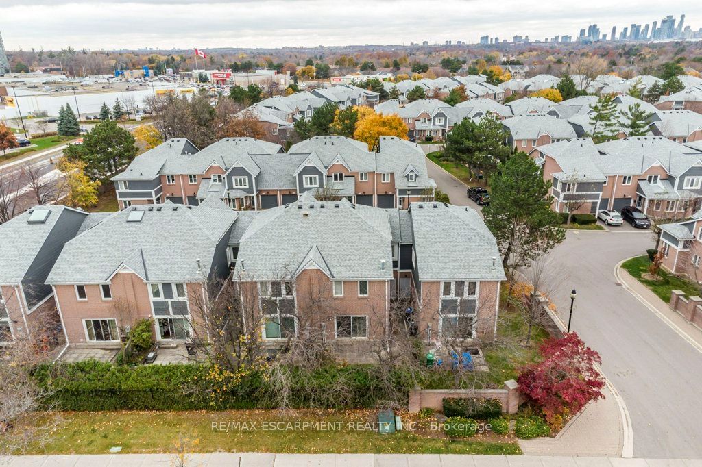 2205 South Millway Townhomes, Mississauga, Toronto