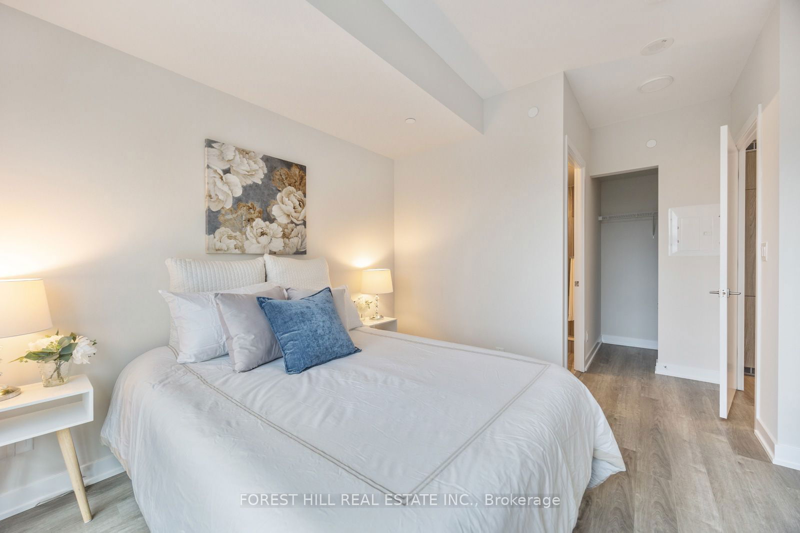 430 Roncesvalles Ave, unit 603 for sale