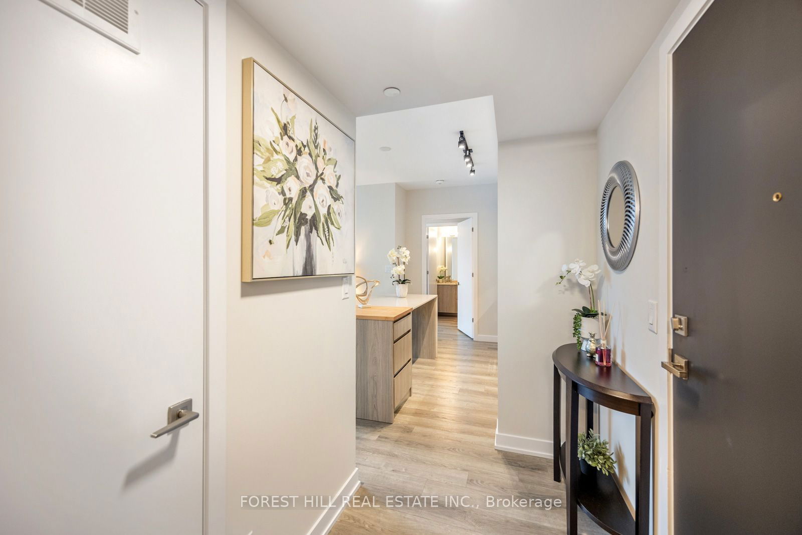 430 Roncesvalles Ave, unit 603 for sale