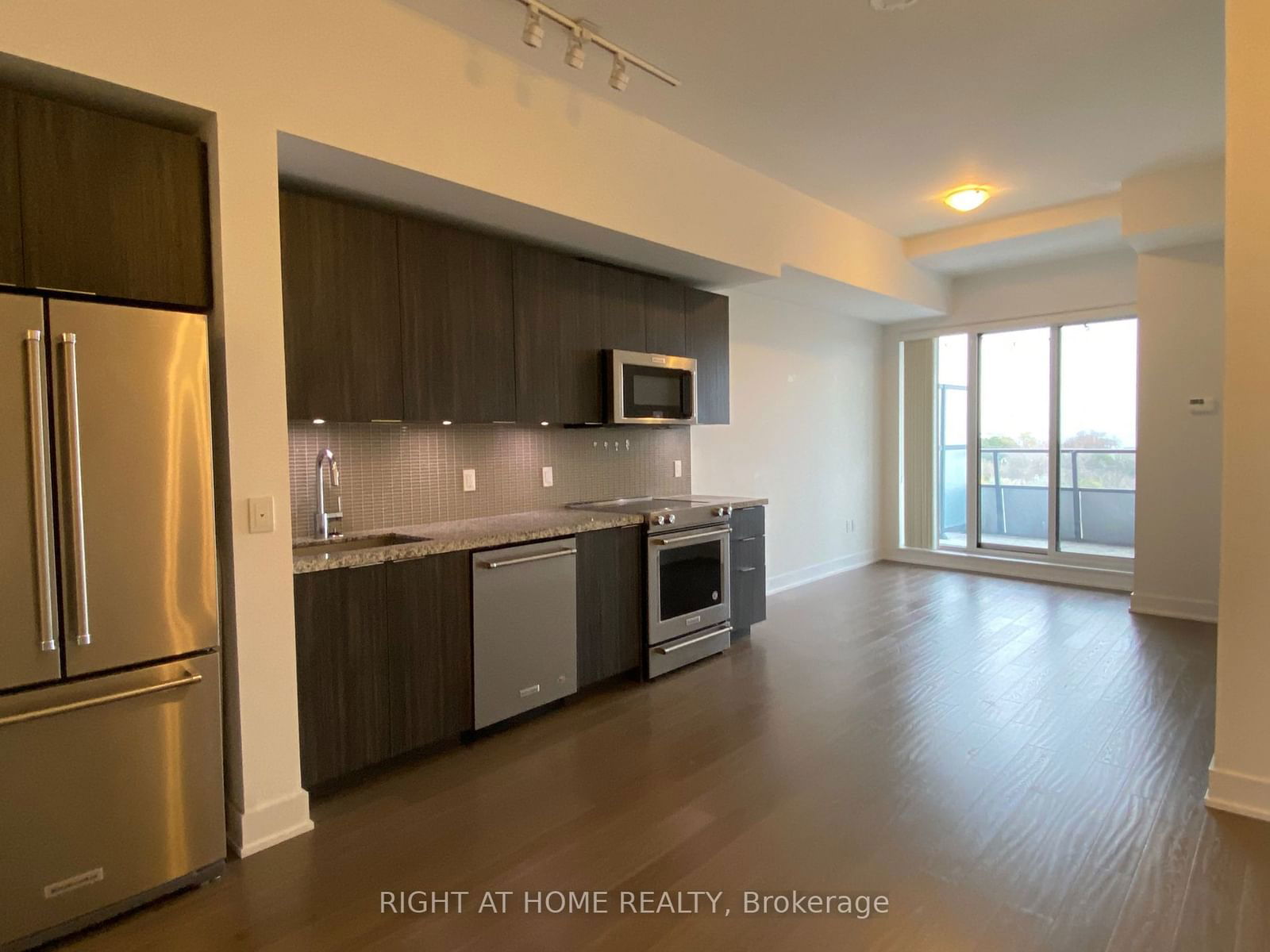 20 Shore Breeze Dr, unit #316 for rent