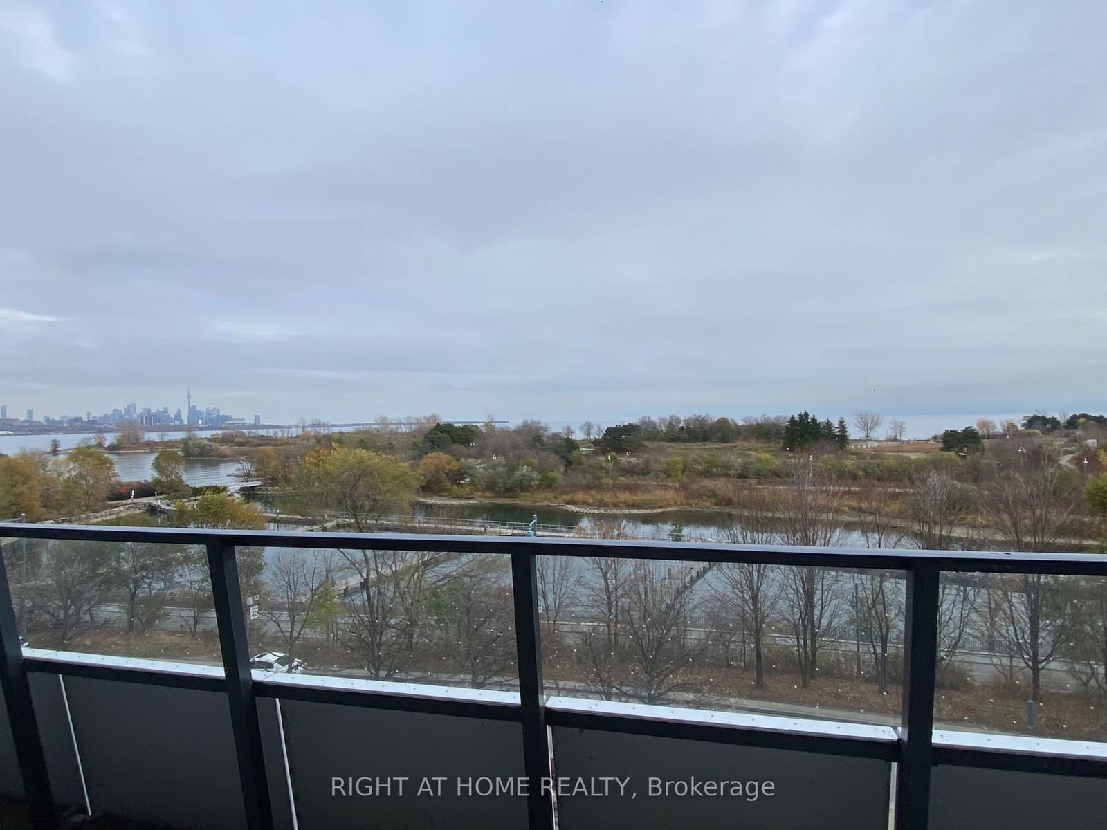 20 Shore Breeze Dr, unit #316 for rent