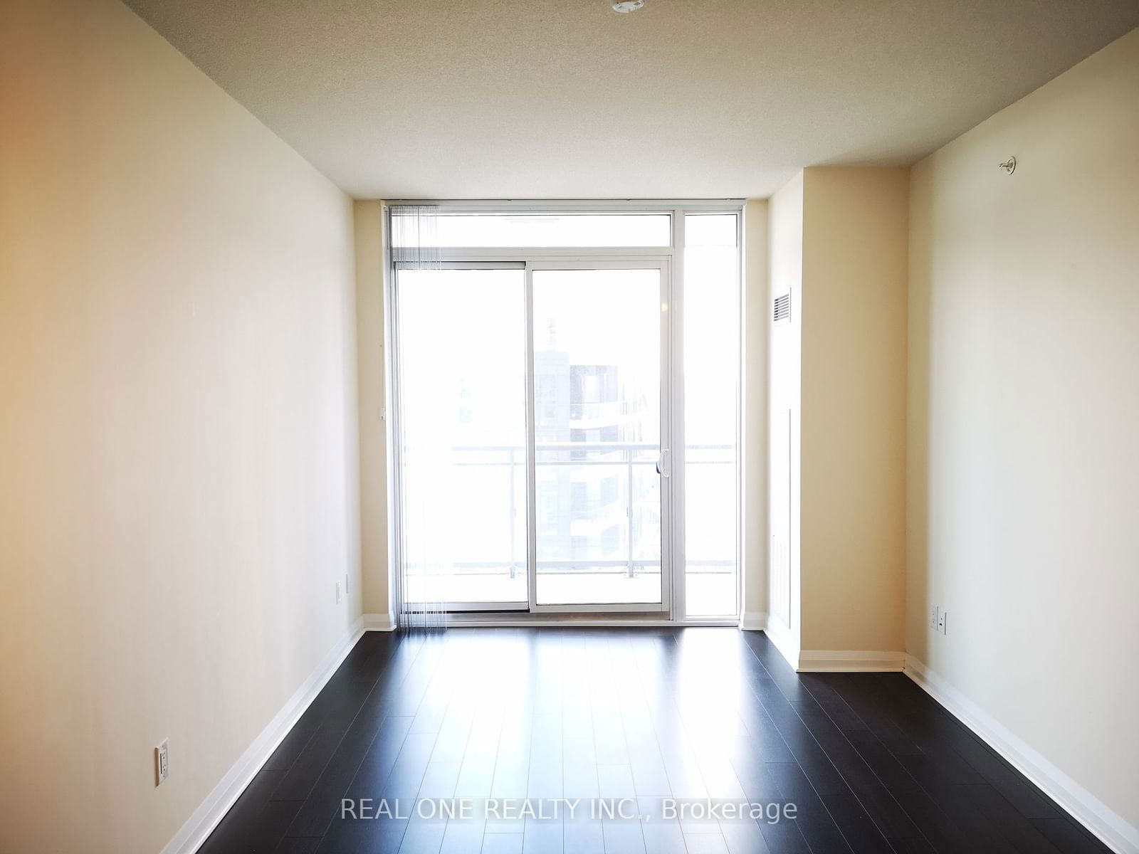 5033 Four Springs Ave, unit 1716 for rent