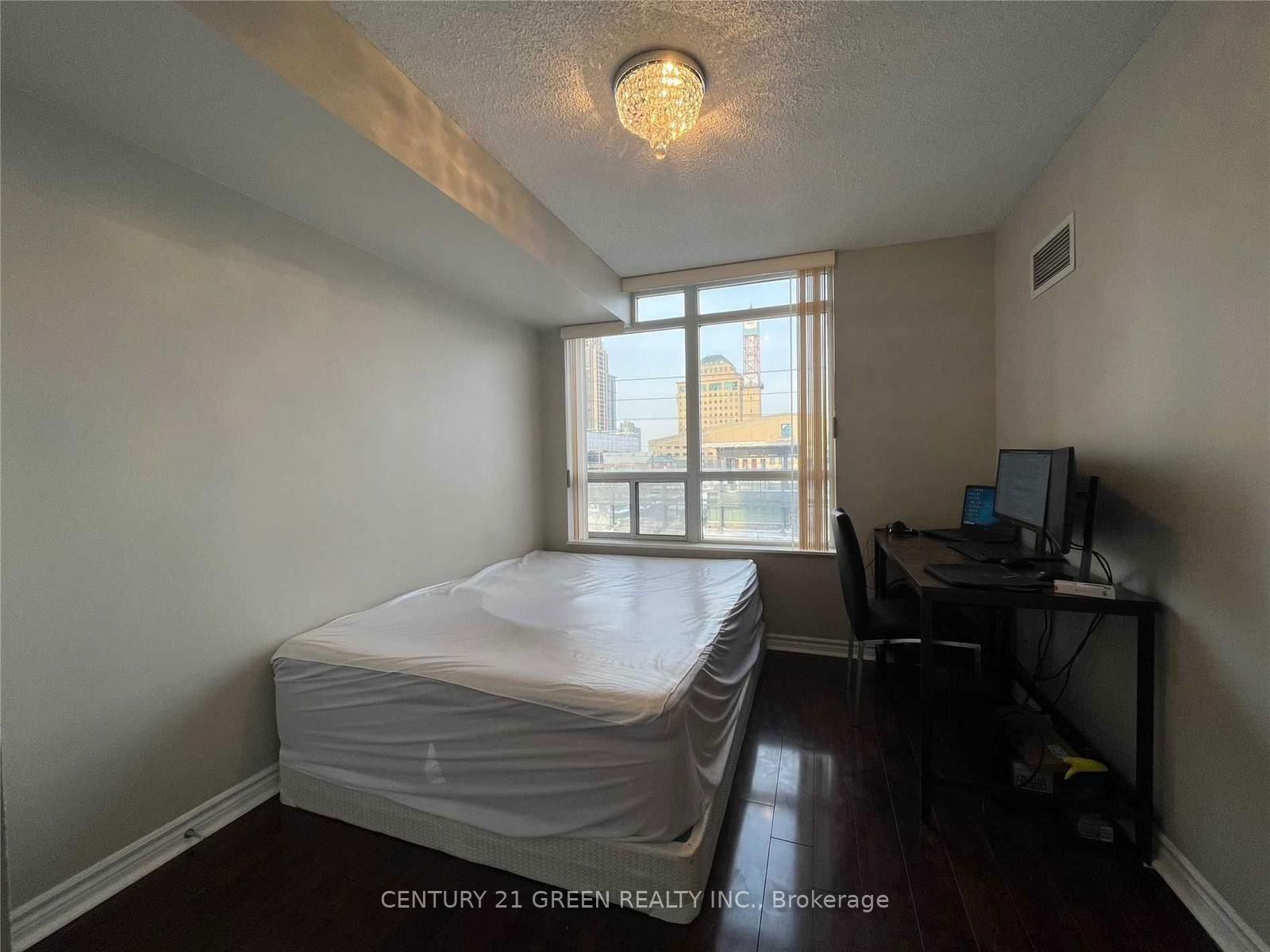 3888 Duke Of York Blvd, unit 435 for rent