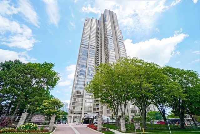 2045 Lake Shore Blvd W, unit 806 for sale