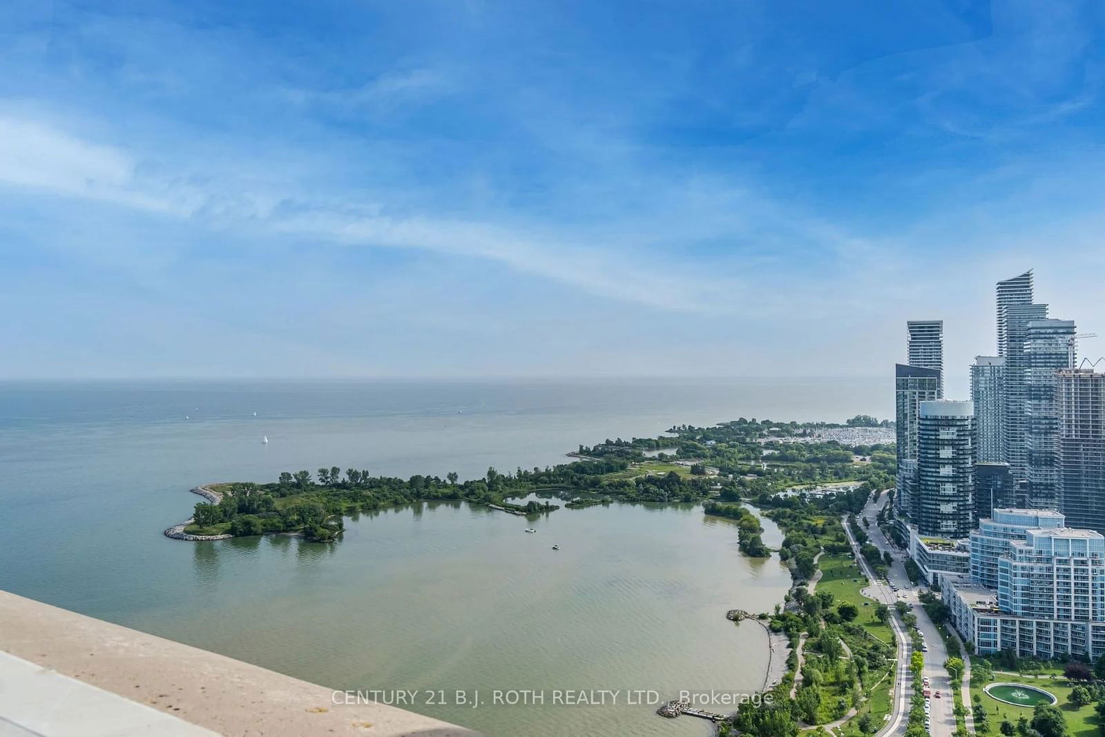 2045 Lake Shore Blvd W, unit 806 for sale