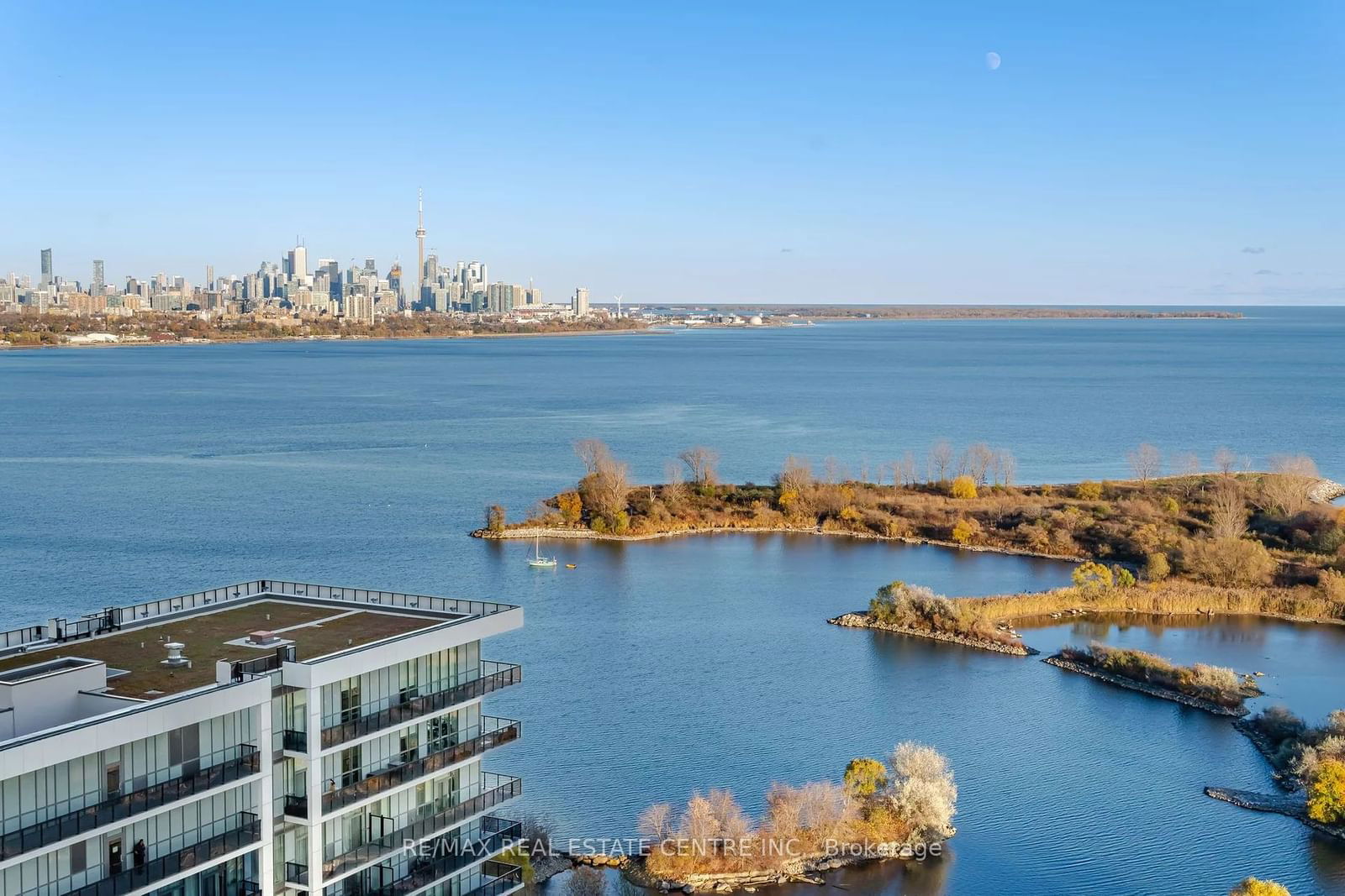 33 Shore Breeze Dr, unit 2406 for sale