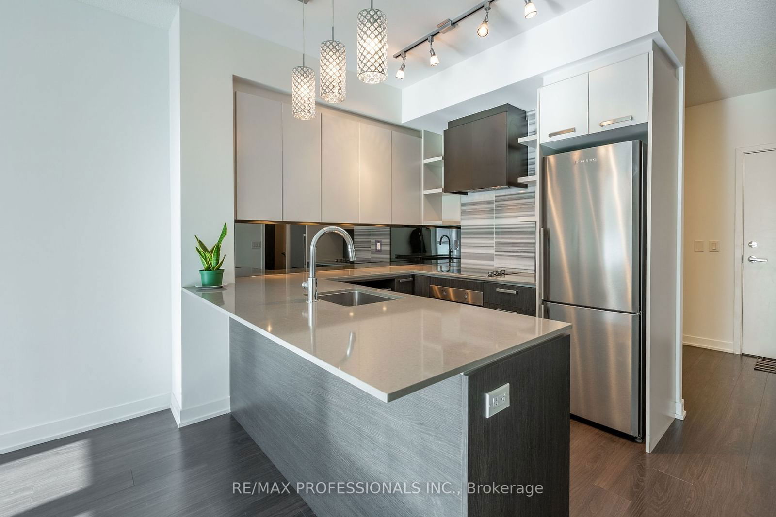 1830 Bloor St W, unit 317 for rent