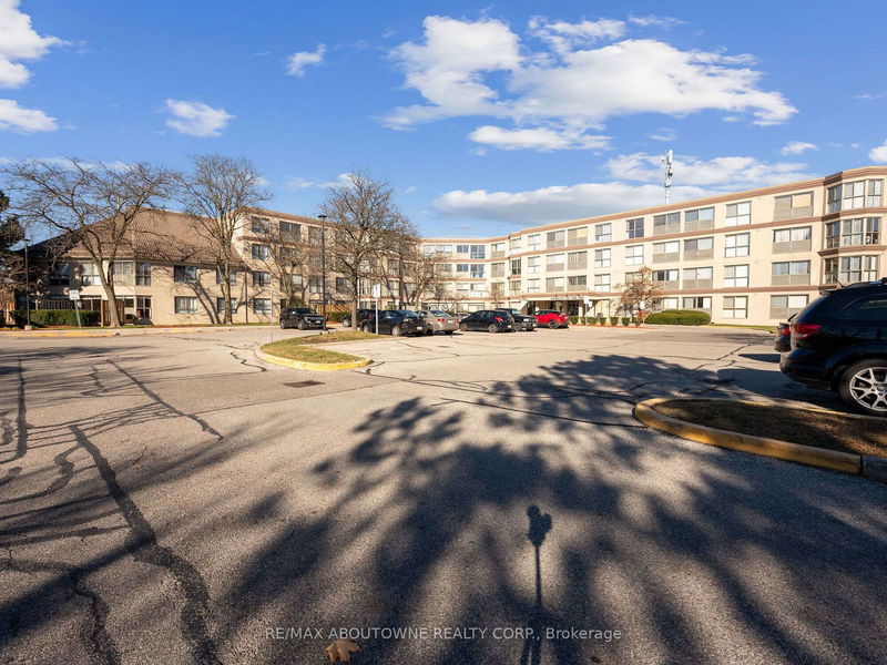 8351 Mclaughlin Rd, unit 422 for sale