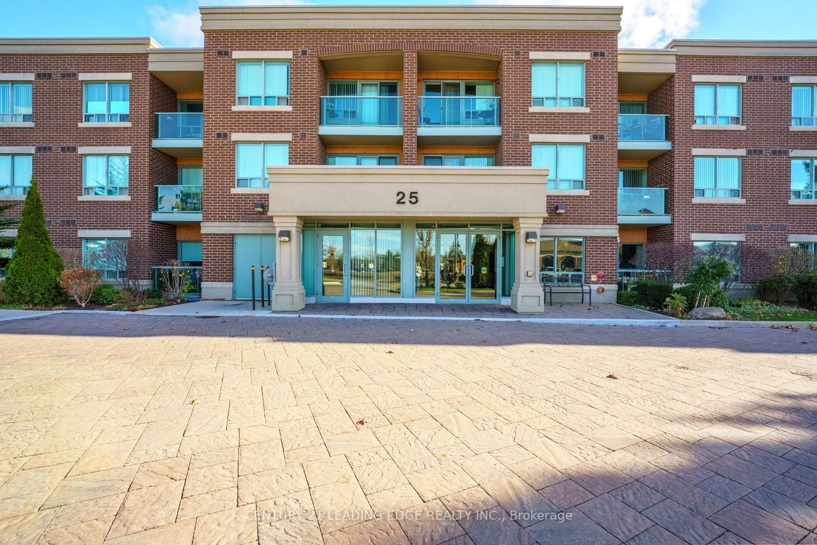 25 Via Rosedale Way, unit 108 for sale