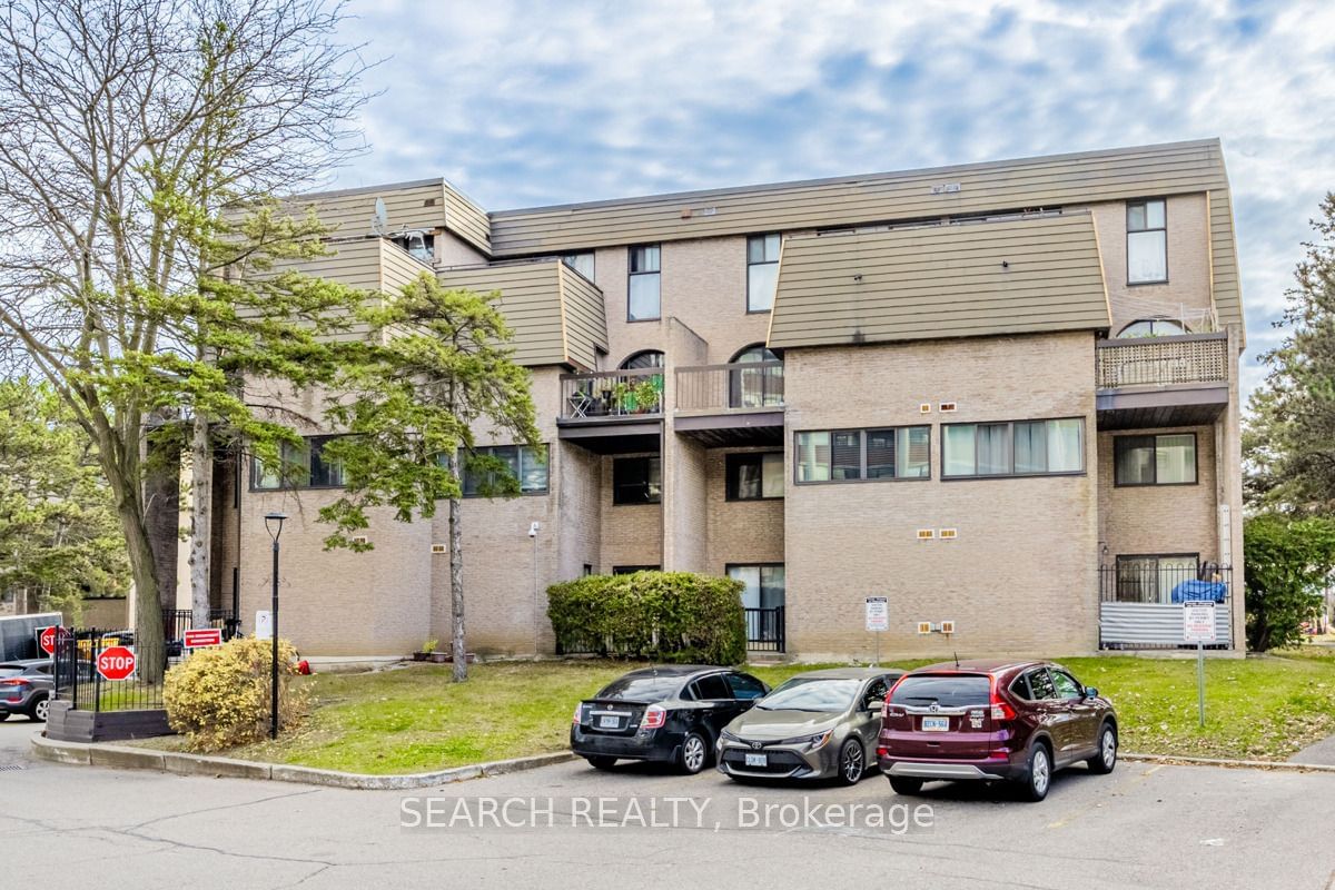 Sheridan Square Townhomes, Mississauga, Toronto