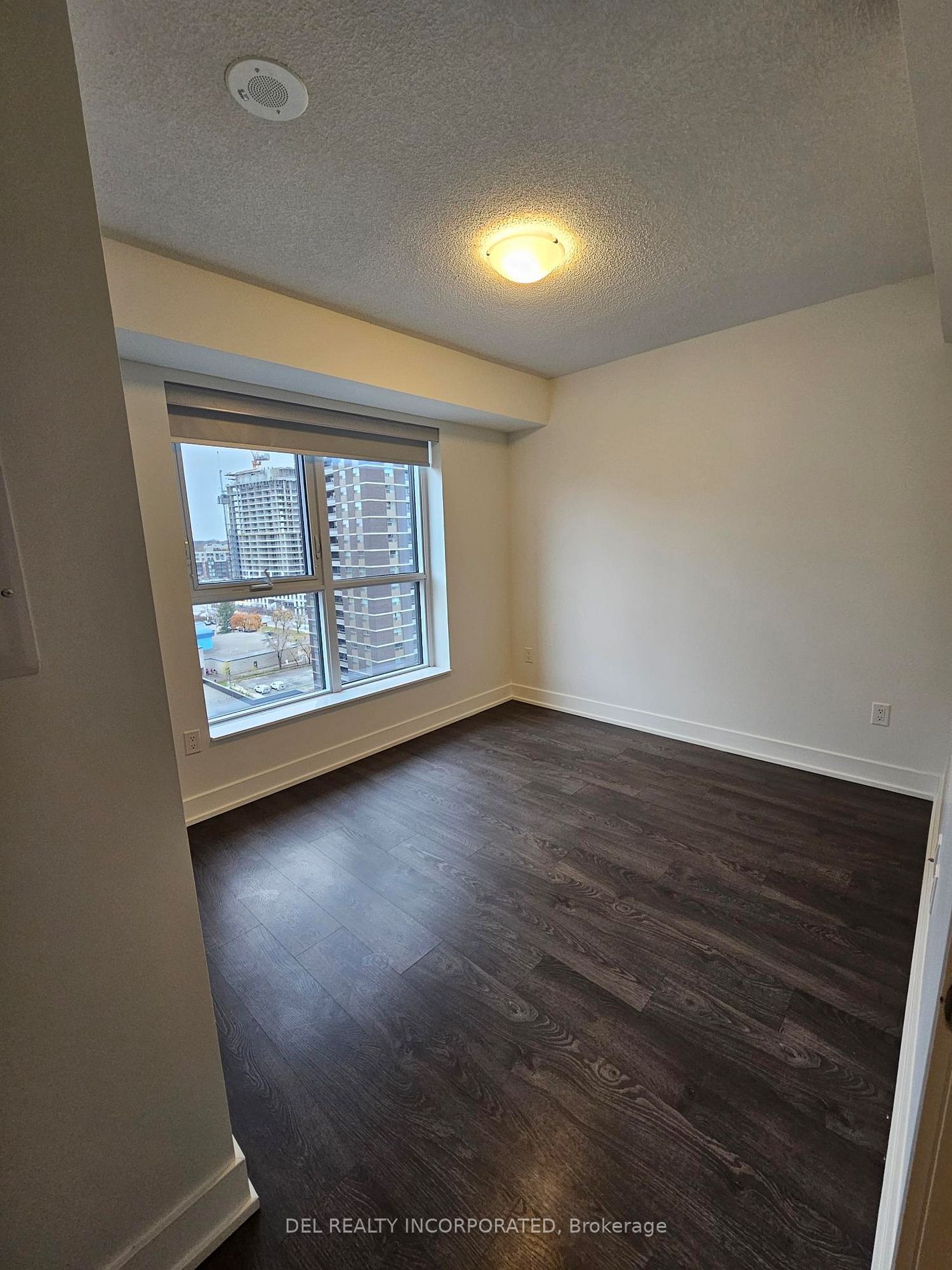 9 Mabelle Ave, unit 1217 for rent