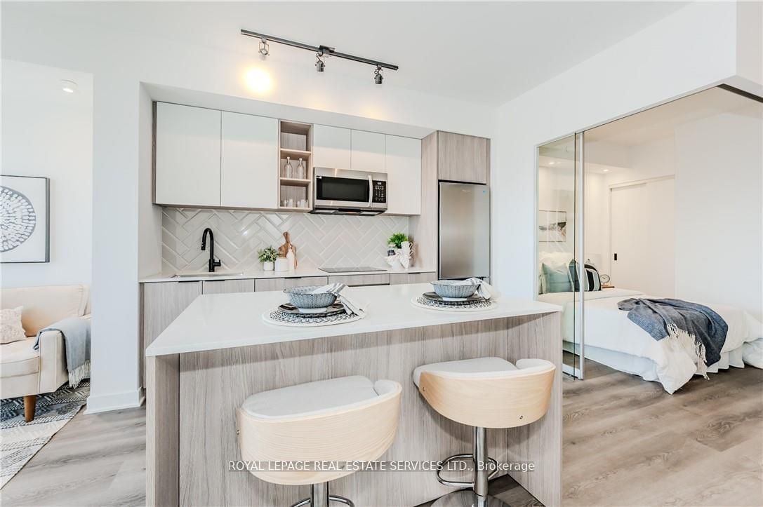 36 Zorra St, unit 1305 for sale