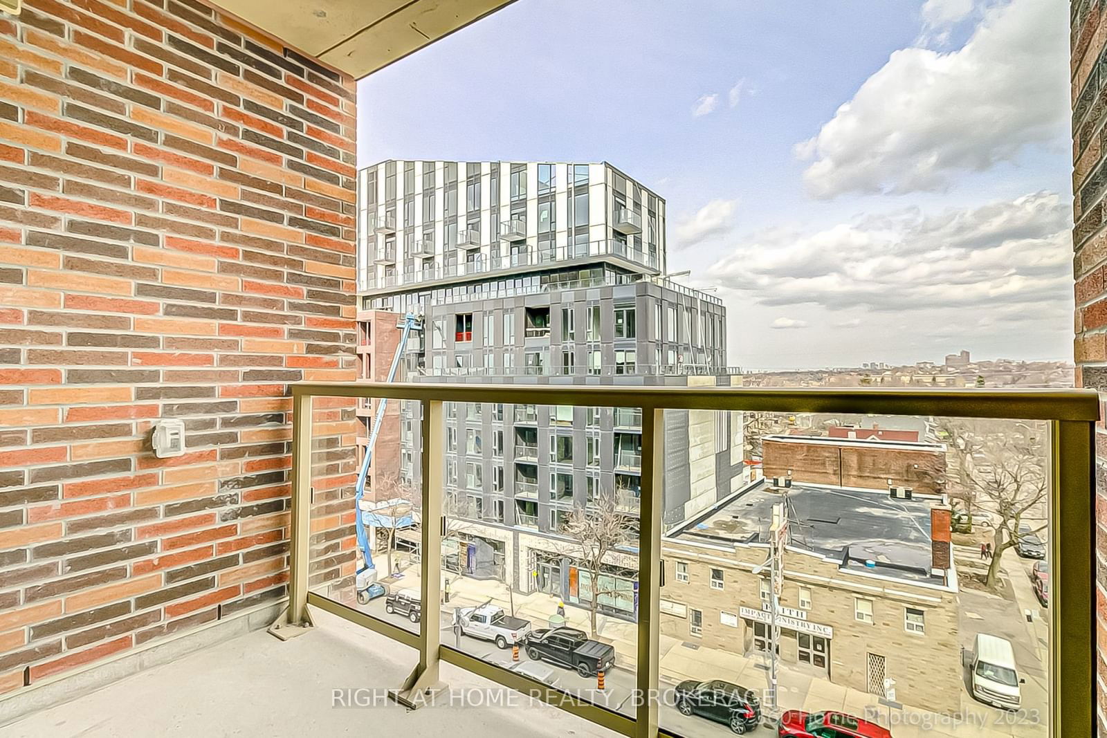 1787 ST. CLAIR Ave W, unit 617 for sale