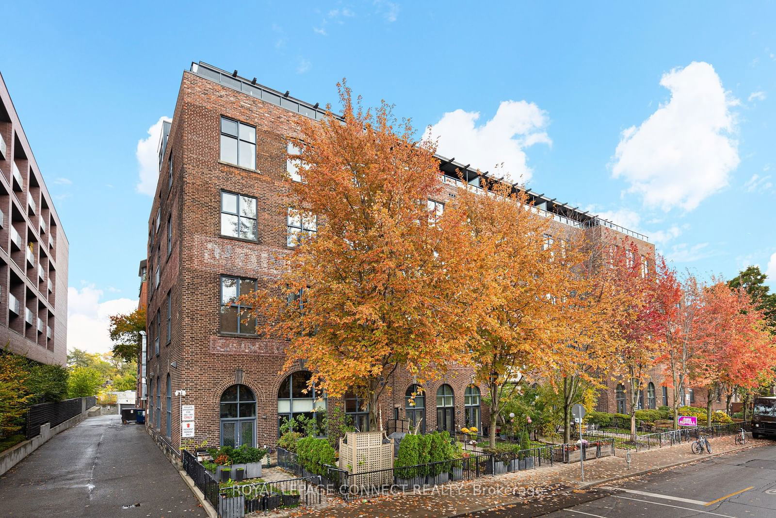 Robert Watson Lofts, West End, Toronto