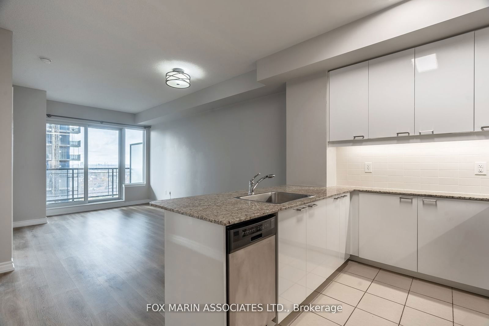 385 Prince Of Wales Dr, unit 1309 for rent