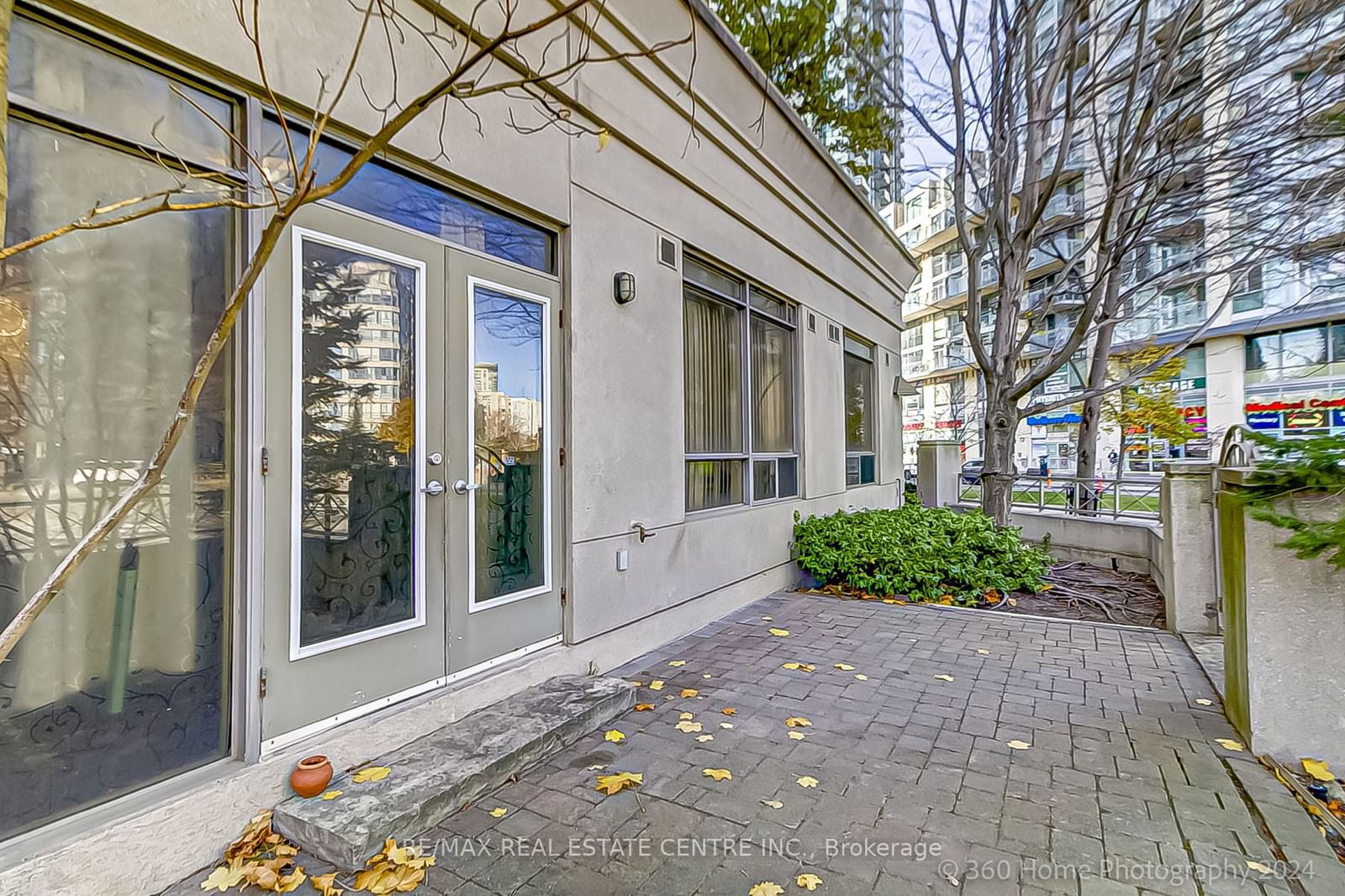 3880 Duke of York Blvd W, unit 106 for rent