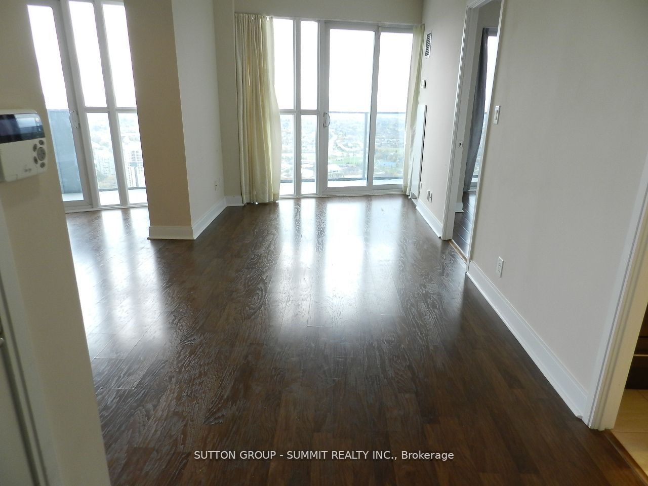 60 Absolute Ave, unit 4308 for rent