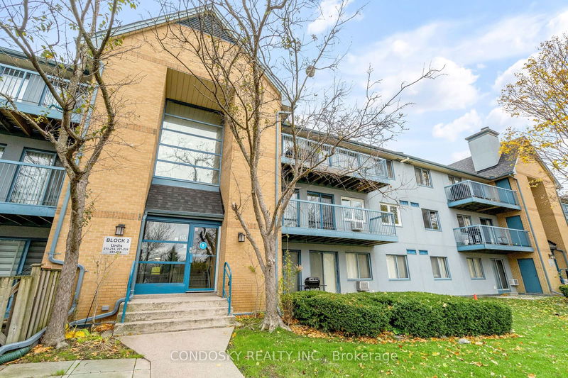 65 Trailwood Dr, unit 224 for sale