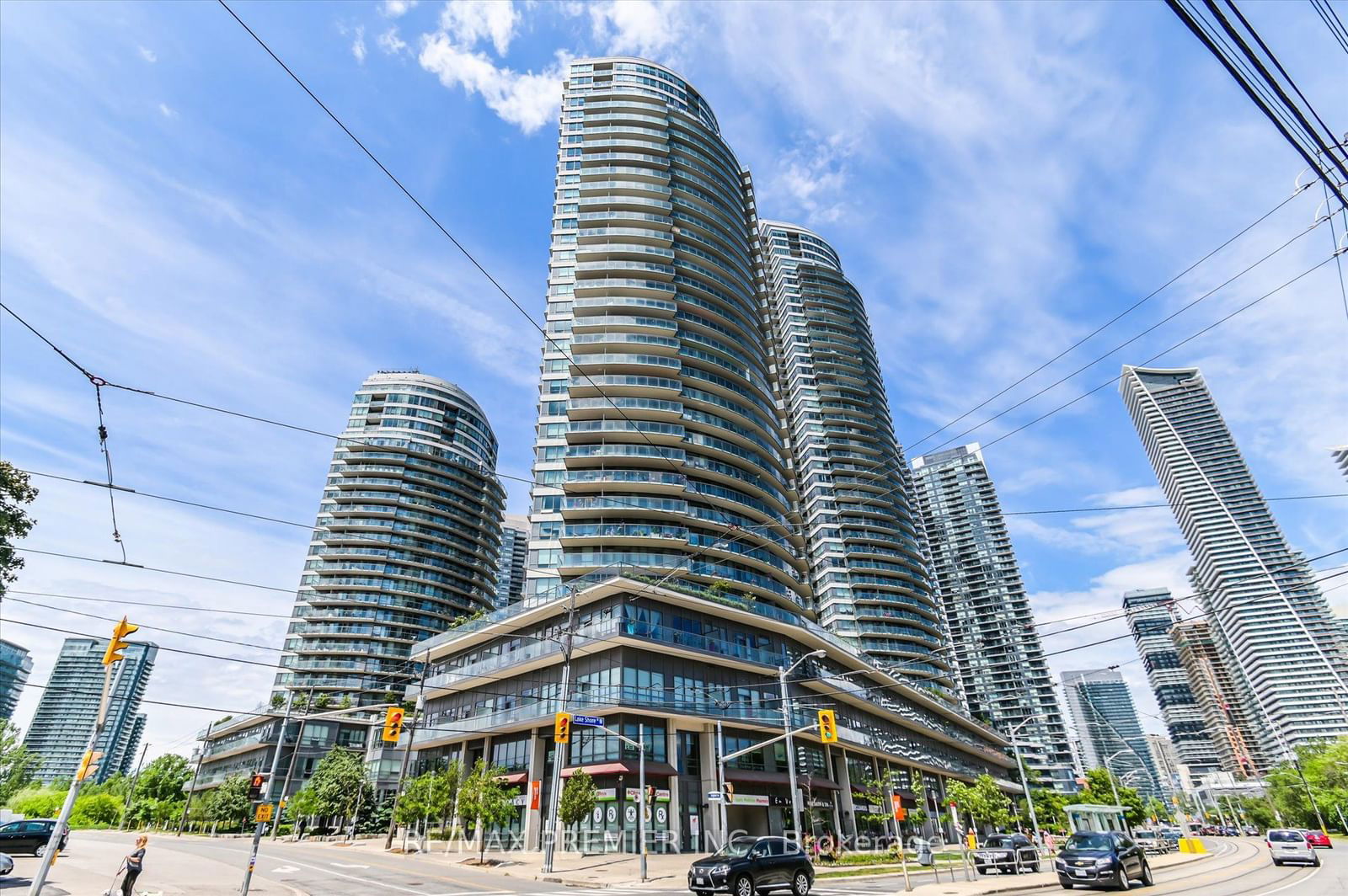 2240 Lakeshore Blvd W, unit 405 for sale