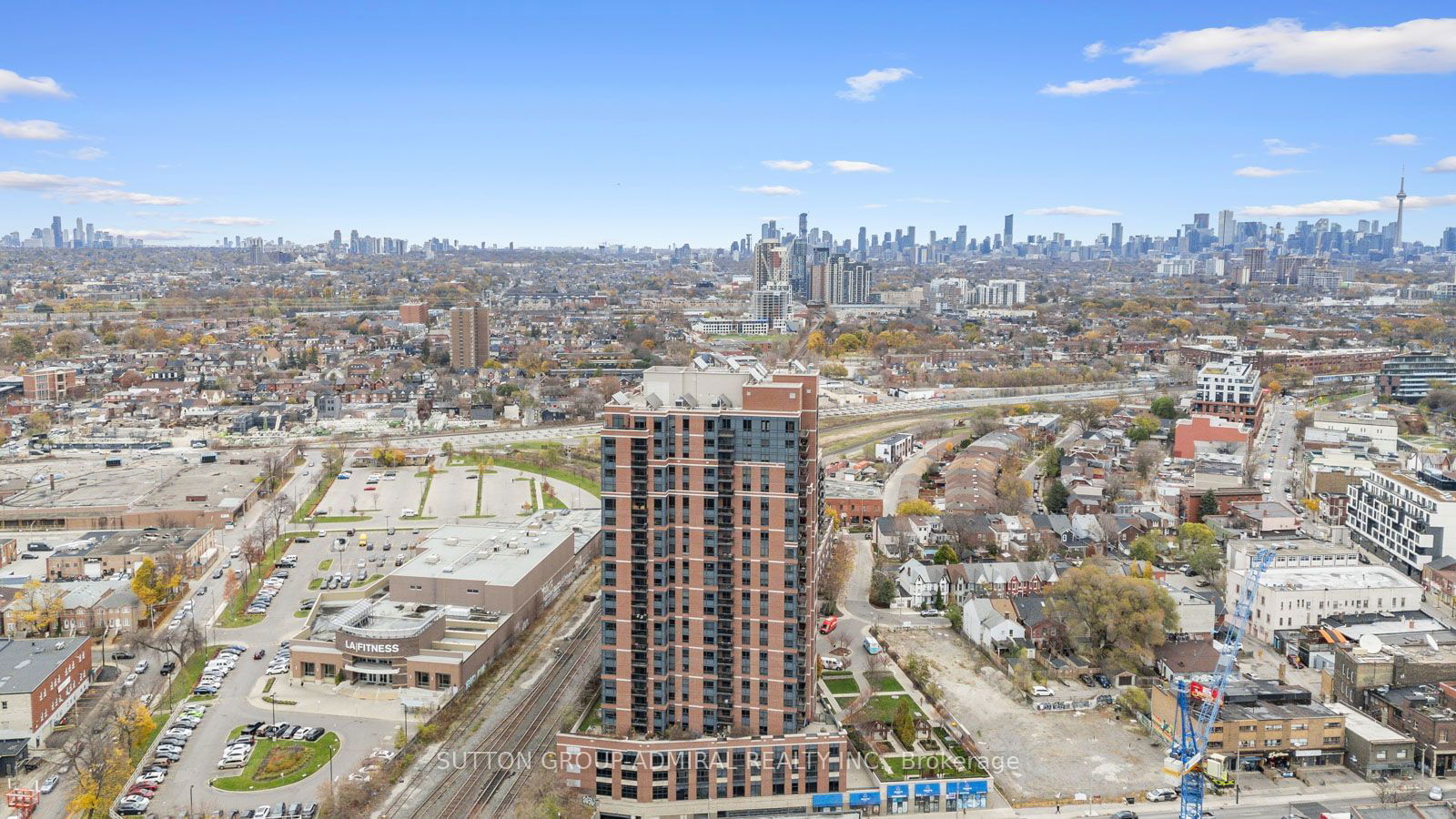 60 Heintzman St, unit 1715 for sale