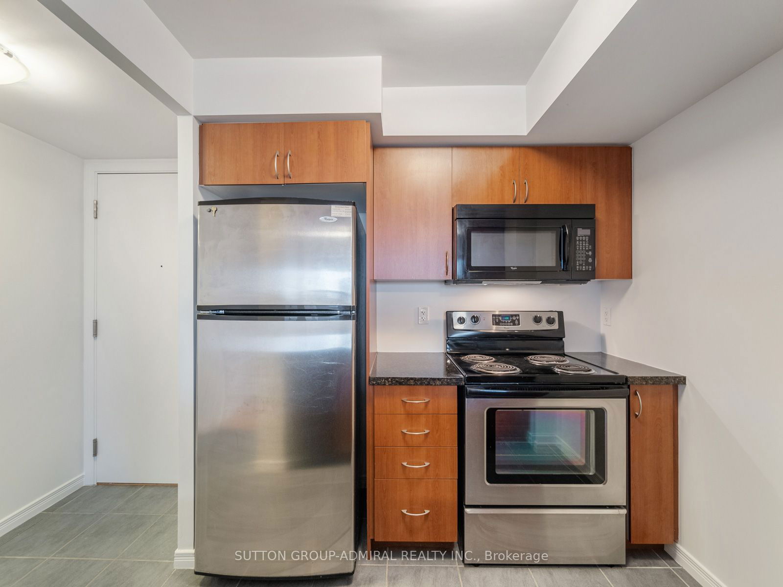 60 Heintzman St, unit 1715 for sale