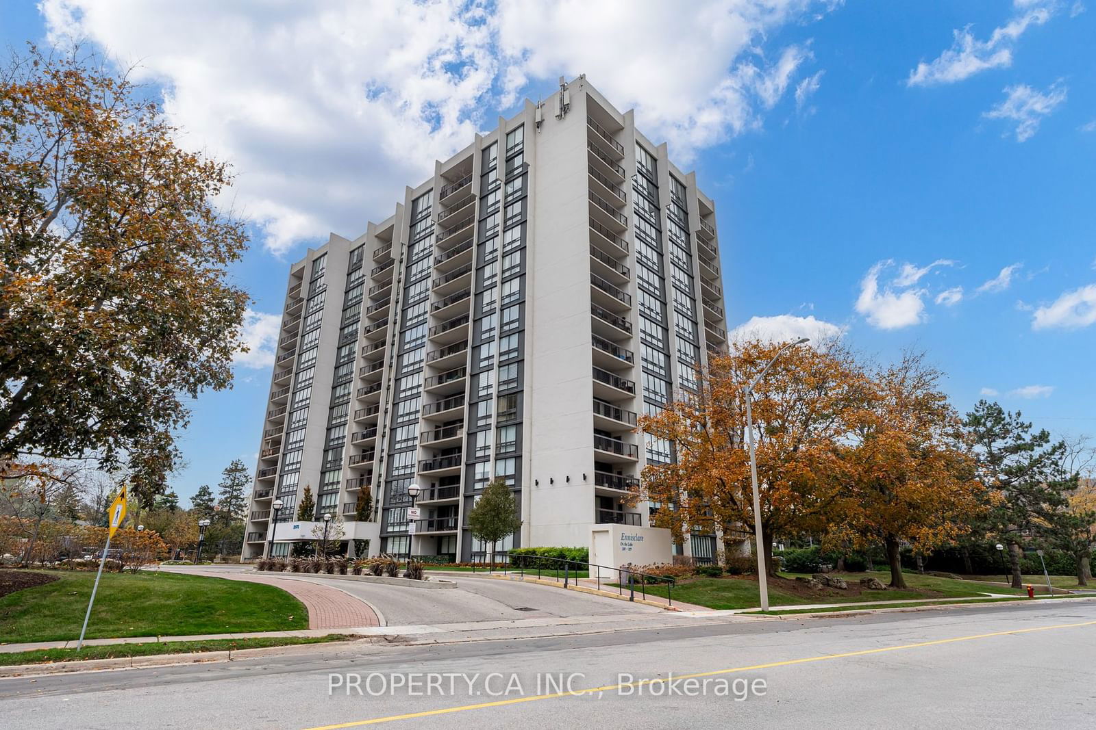 Ennisclare On The Lake Condos, Oakville, Toronto