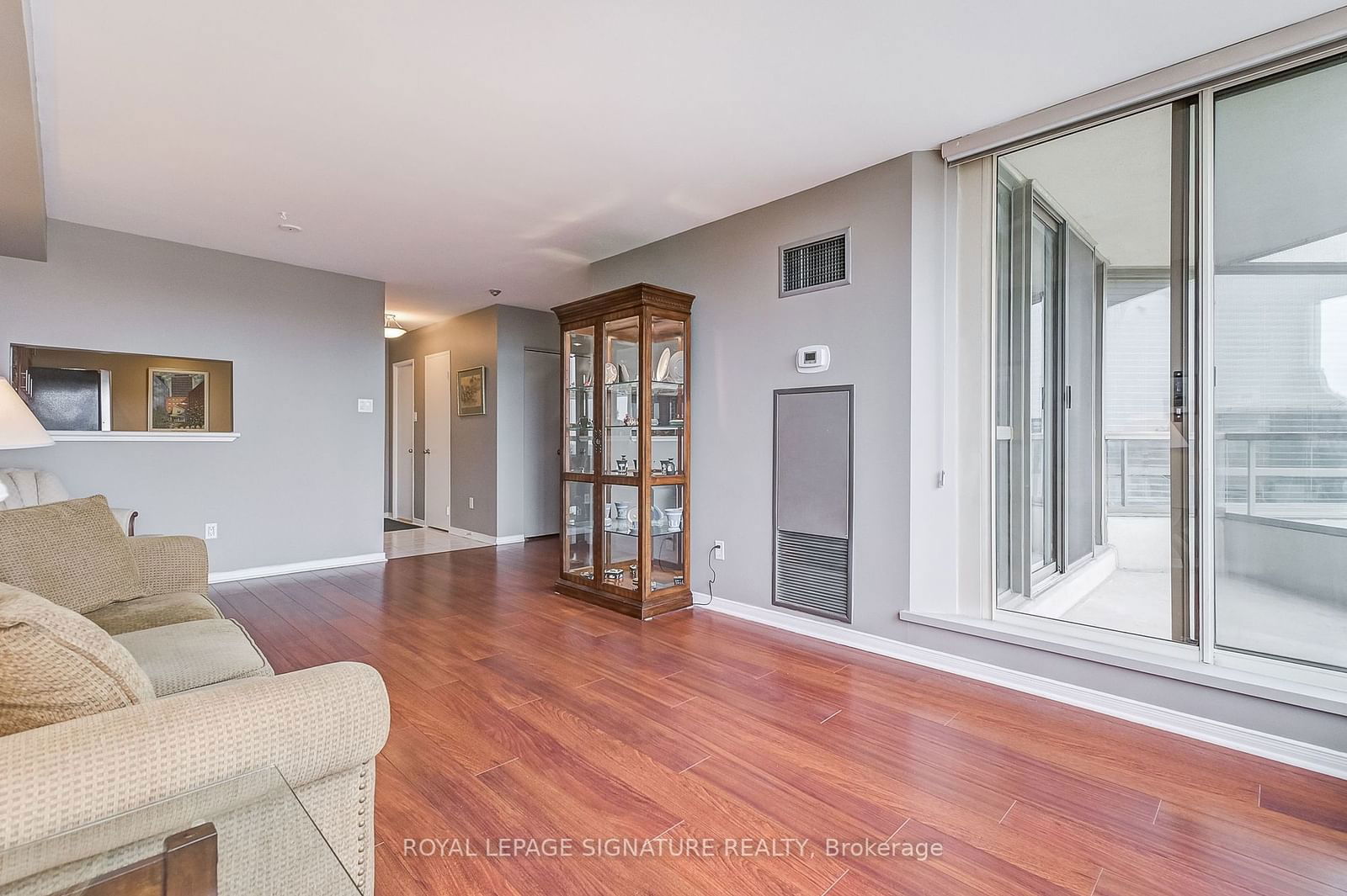 75 King St E, unit 1203 for sale