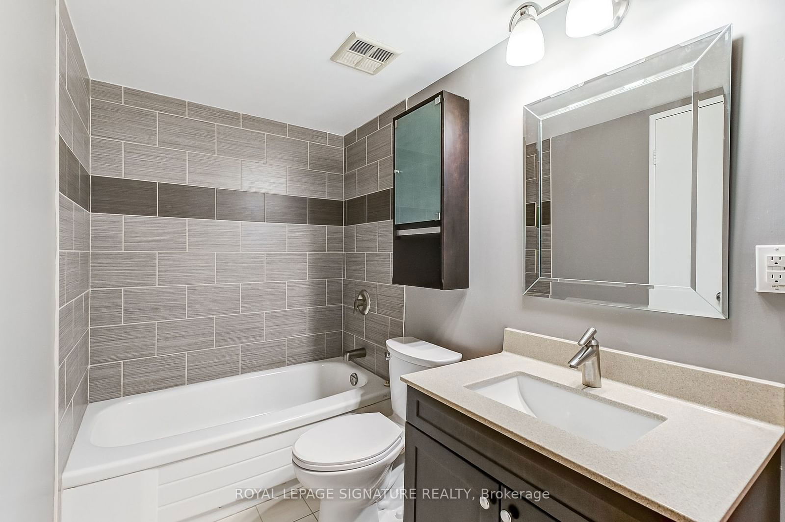 75 King St E, unit 1203 for sale