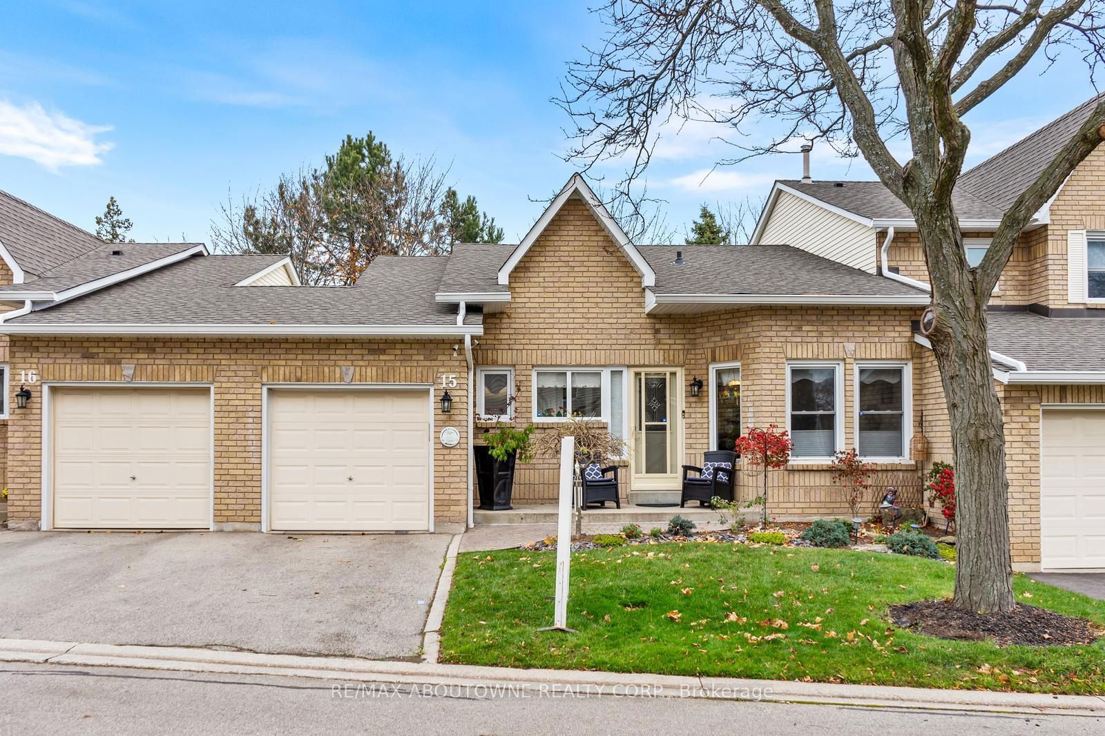 2155 Duncaster Drive Townhomes, Burlington, Toronto